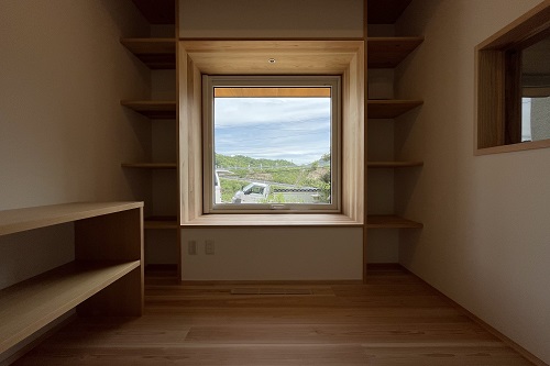 書斎は大きさも使い方もお好みで】  株式会社エヌテック（広島市）