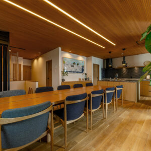 SE構法,無垢床,レンタルスペース,造作キッチン,オーク,F-CON